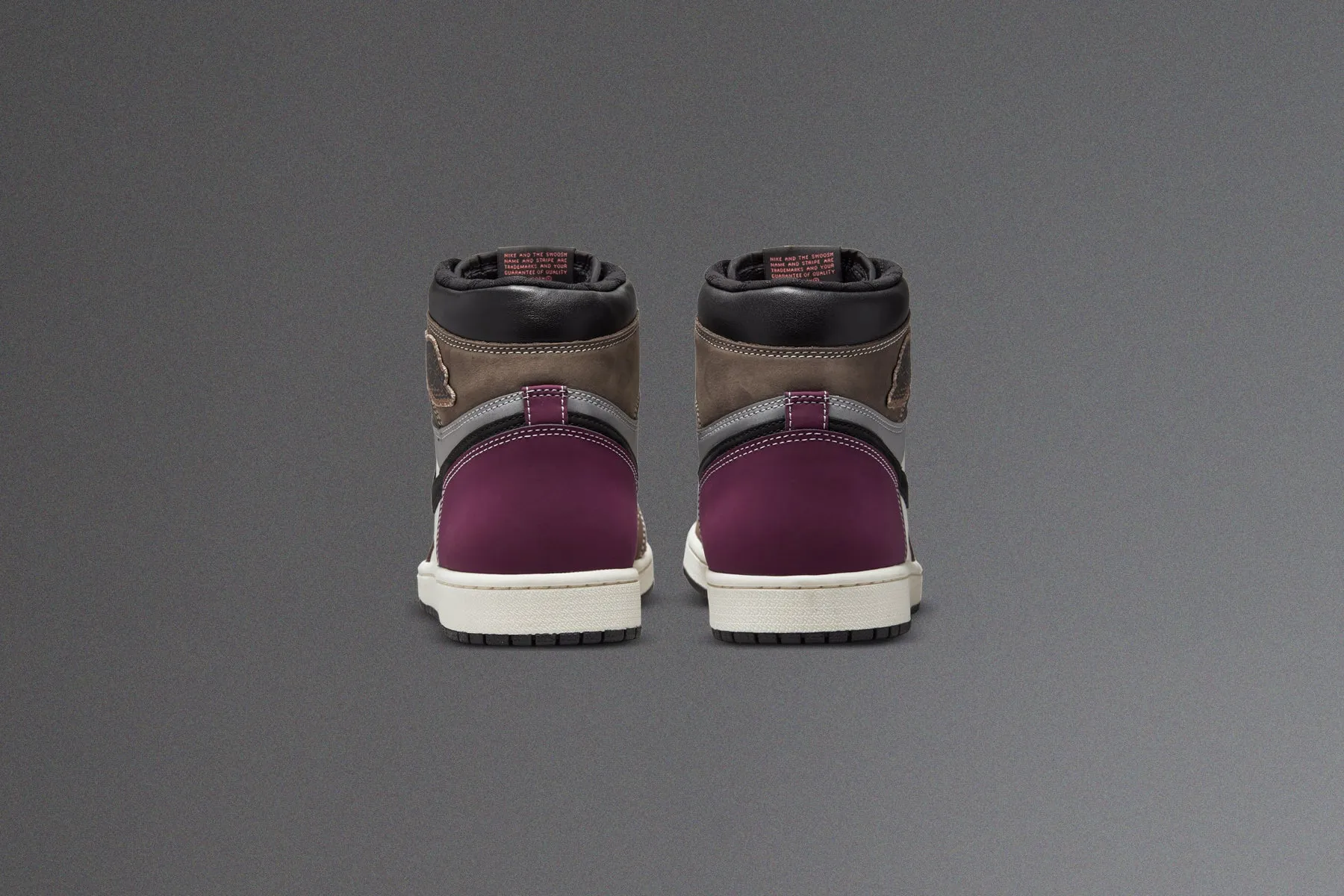Air Jordan 1 Retro High OG - Black/Archaeo Brown