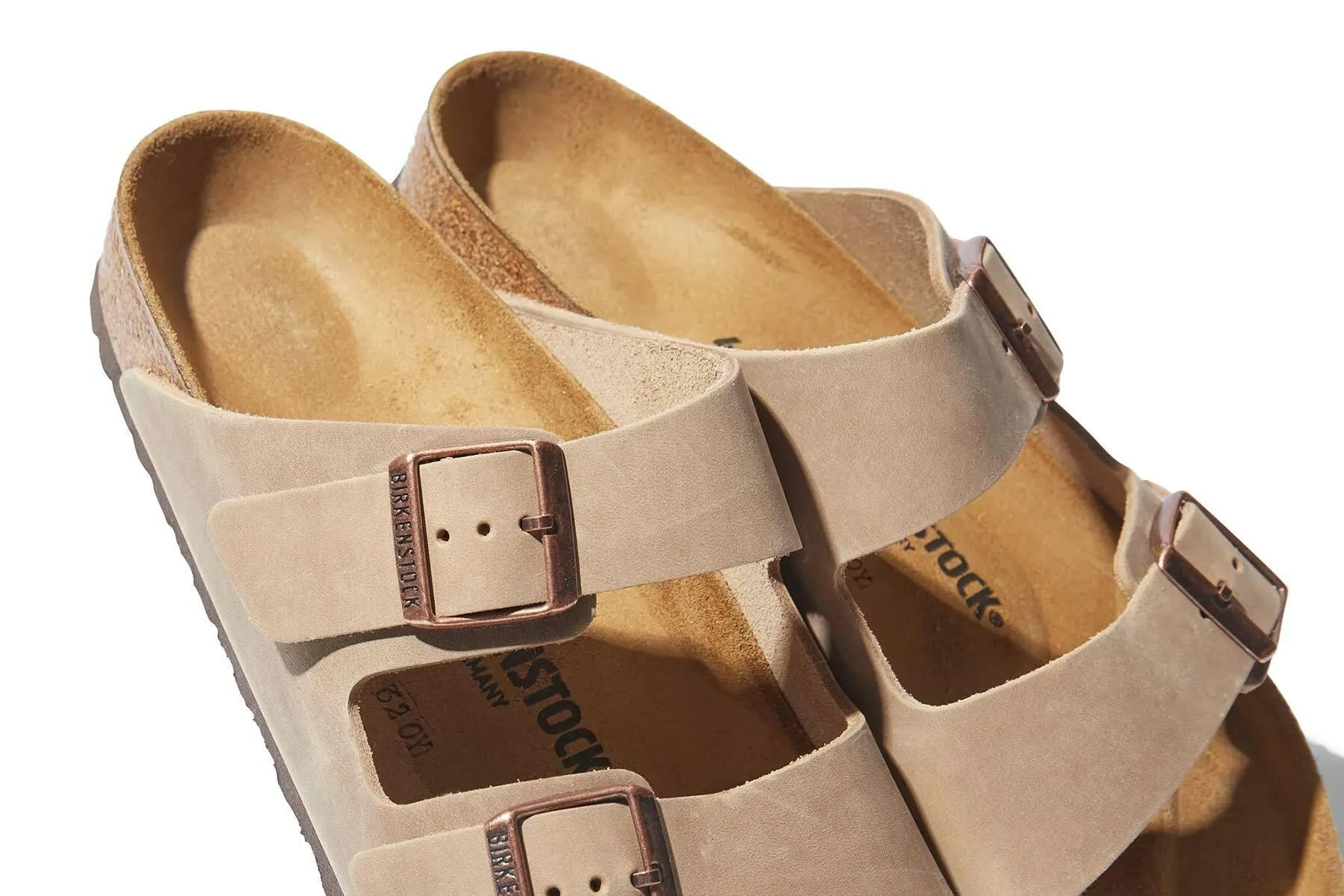 Birkenstock Arizona Oiled Leather Sandals - Narrow - Tobacco Brown