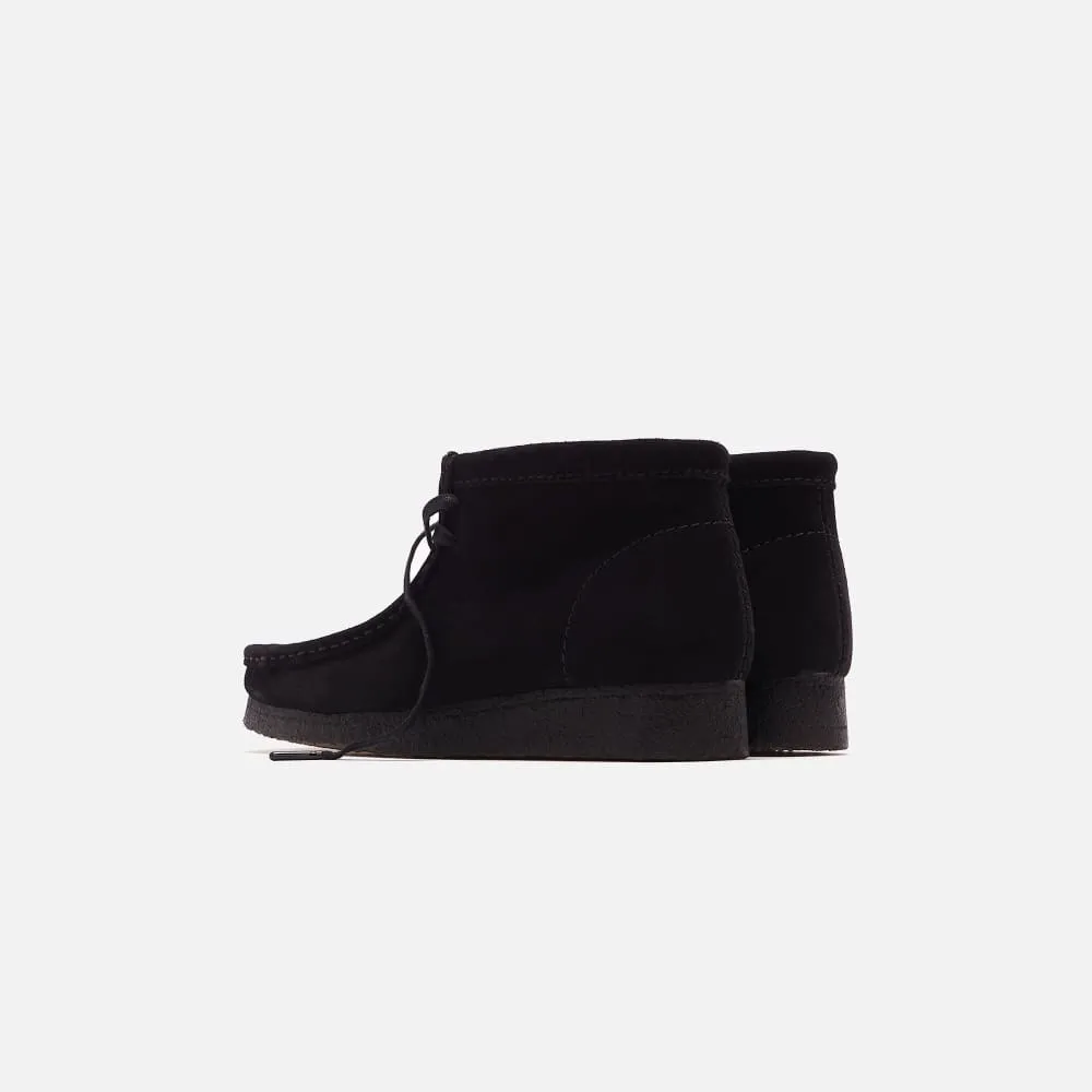Clarks Originals Wallabee Boots Men's Black Suede 26155517