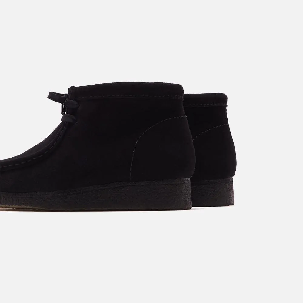 Clarks Originals Wallabee Boots Men's Black Suede 26155517