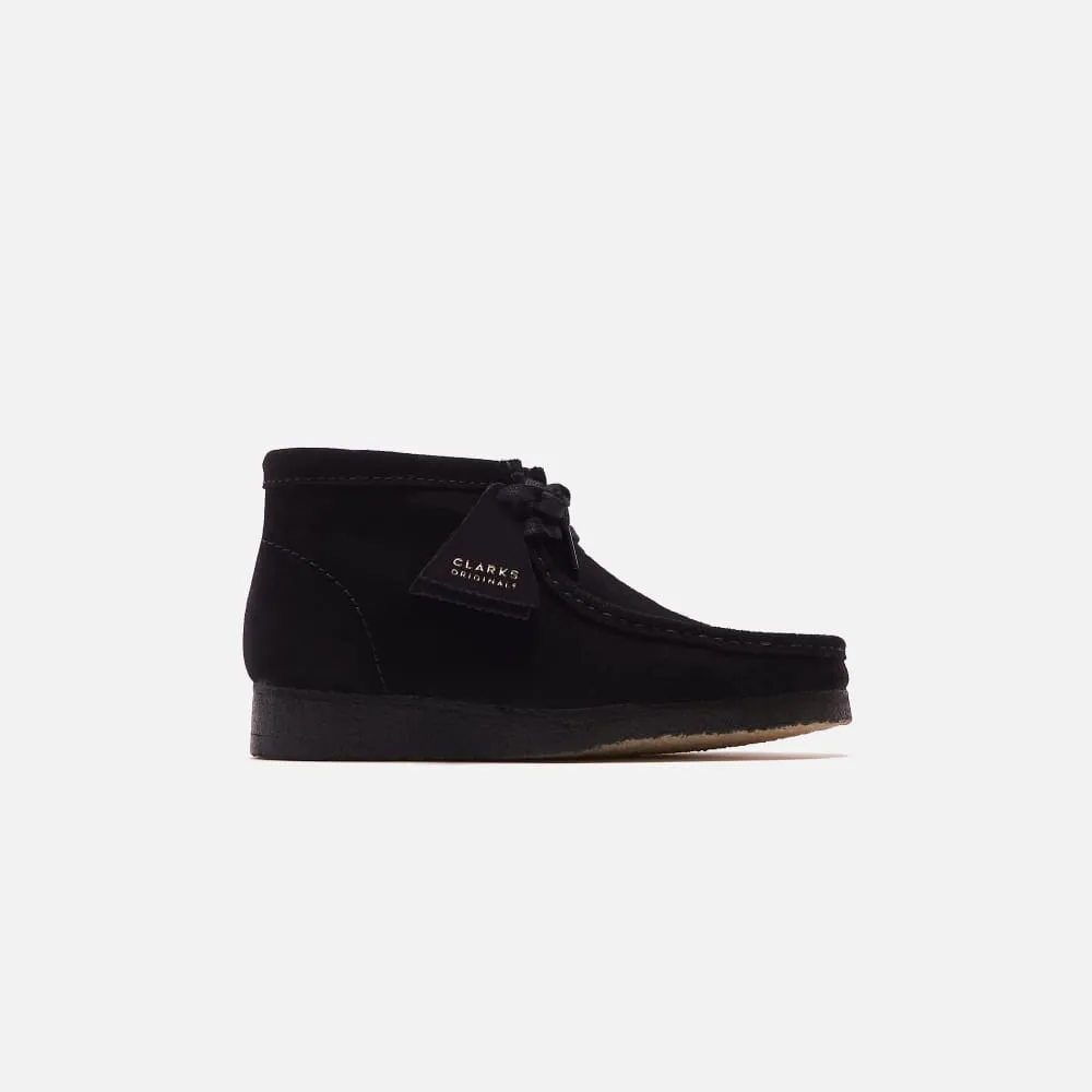 Clarks Originals Wallabee Boots Men's Black Suede 26155517