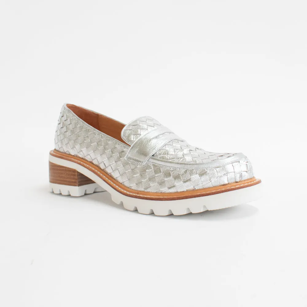 Dollop Silver