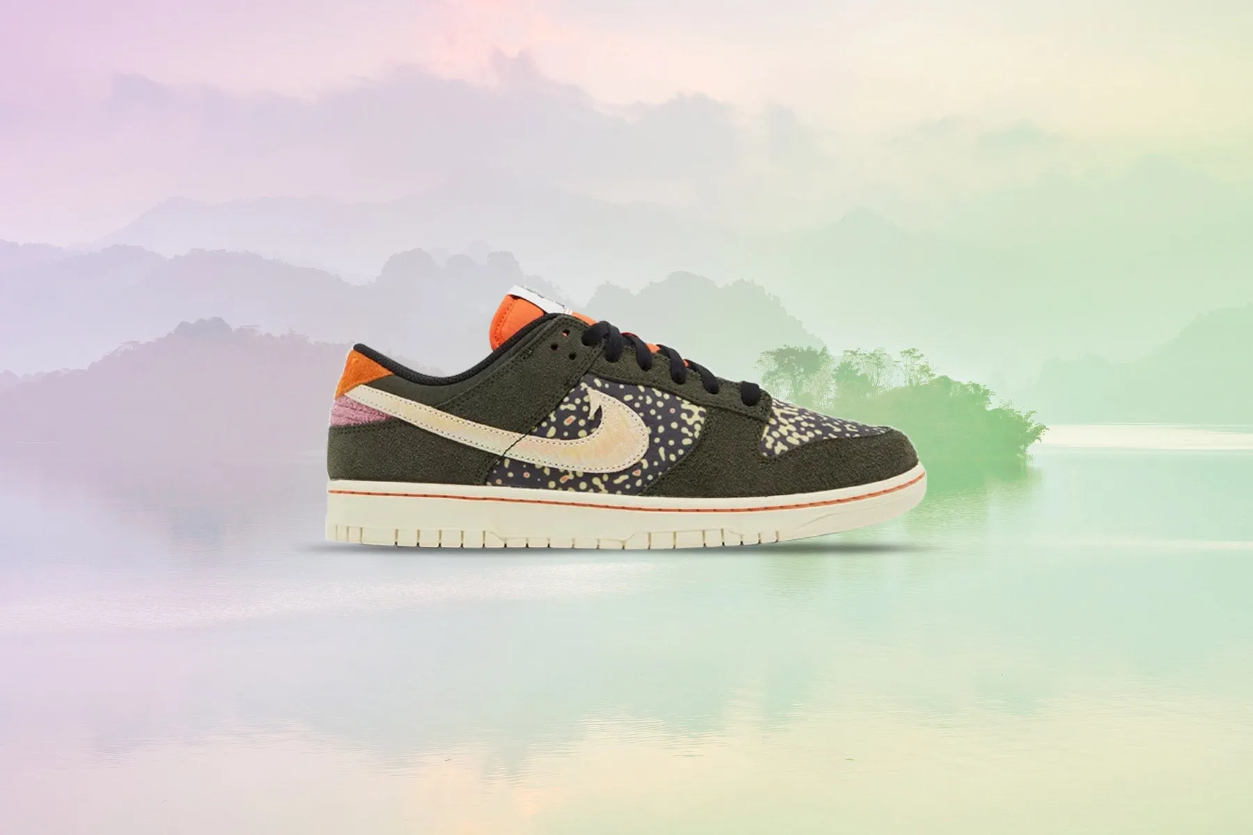 Dunk Low Retro SE Rainbow Trout - Sequoia/Alabaster/Safety Orange
