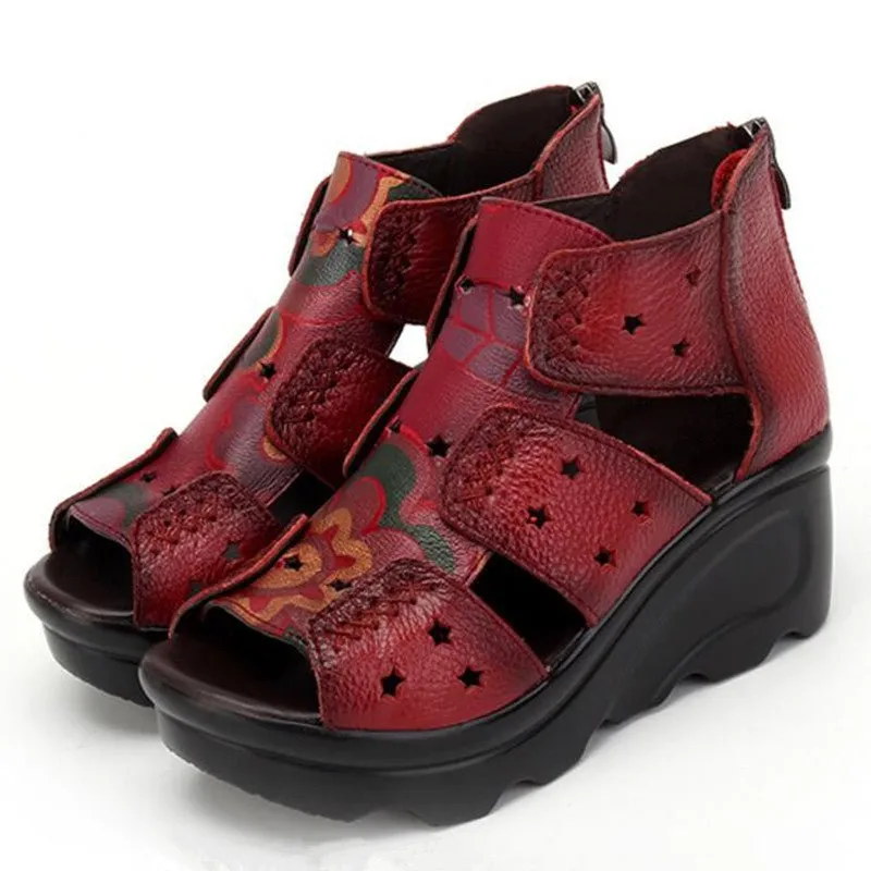 Flora & Stars Etched Cowhide Thick-Bottom Roman Sandals