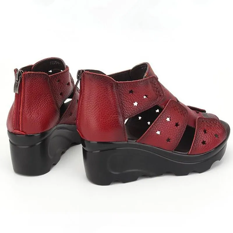 Flora & Stars Etched Cowhide Thick-Bottom Roman Sandals