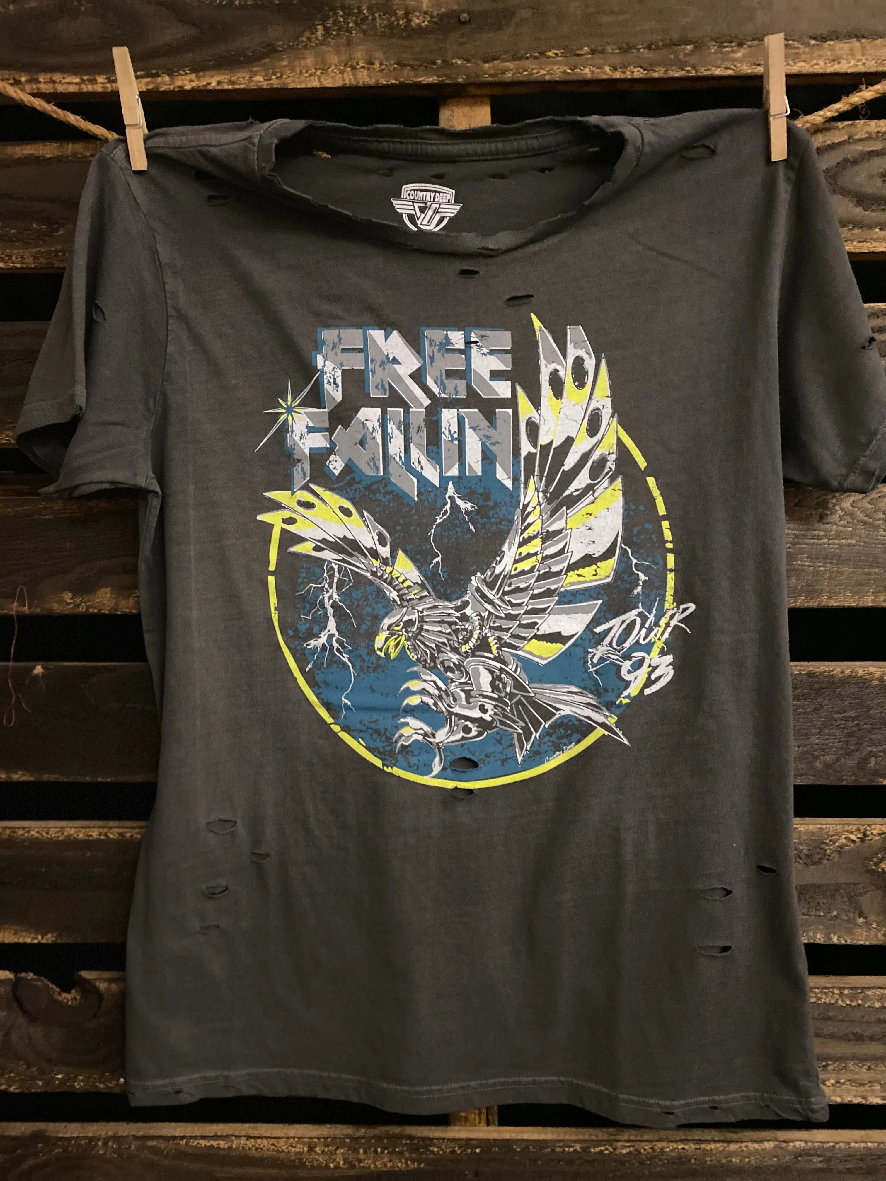 Free Fallin' 1990's Concert Distressed T-shirt