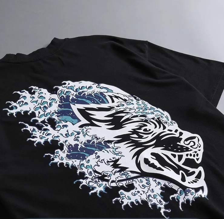 GYM WARS WOLF WAVE T SHIRT IN BLACK