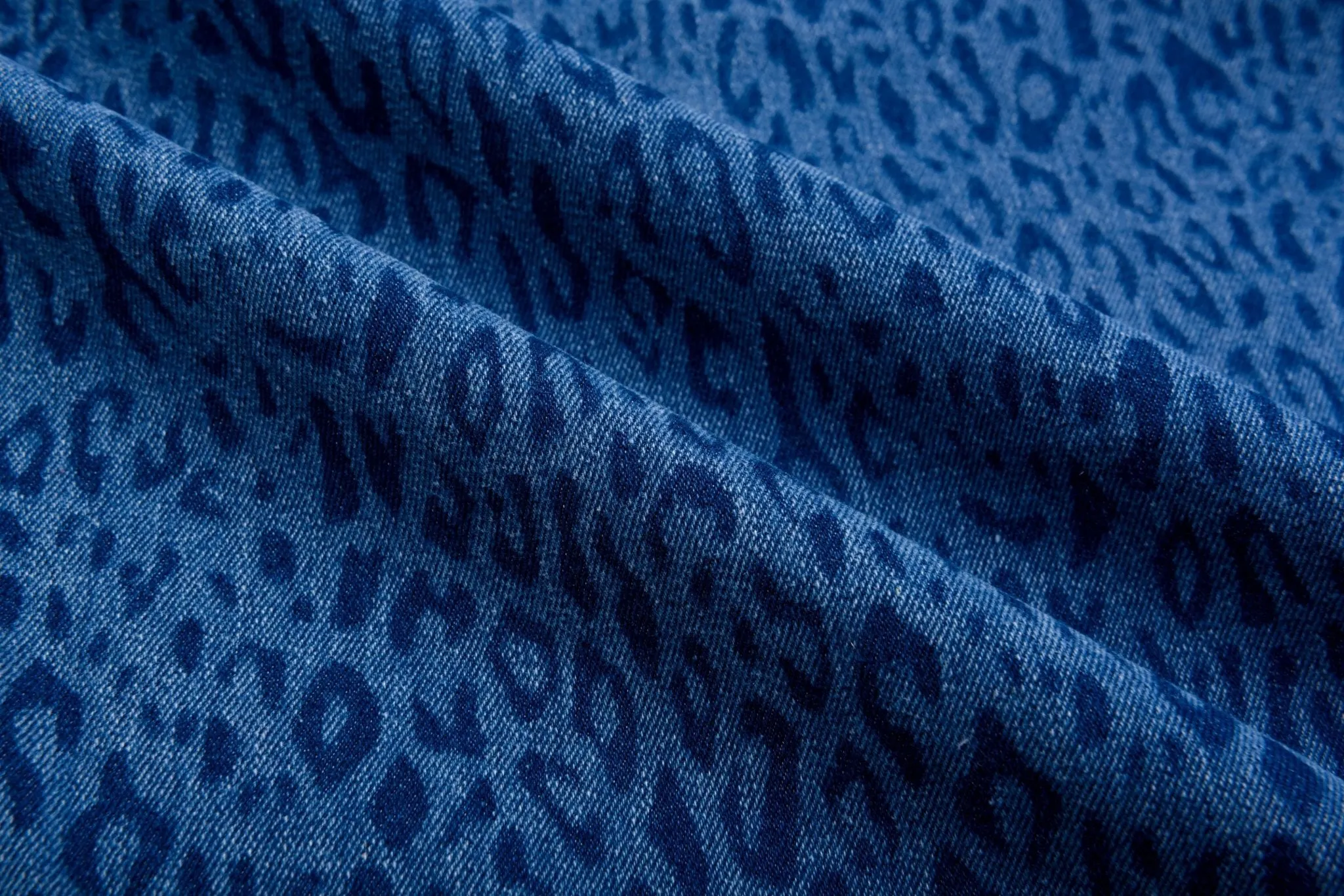 Leopard  Cotton Stretch  Washed  Denim