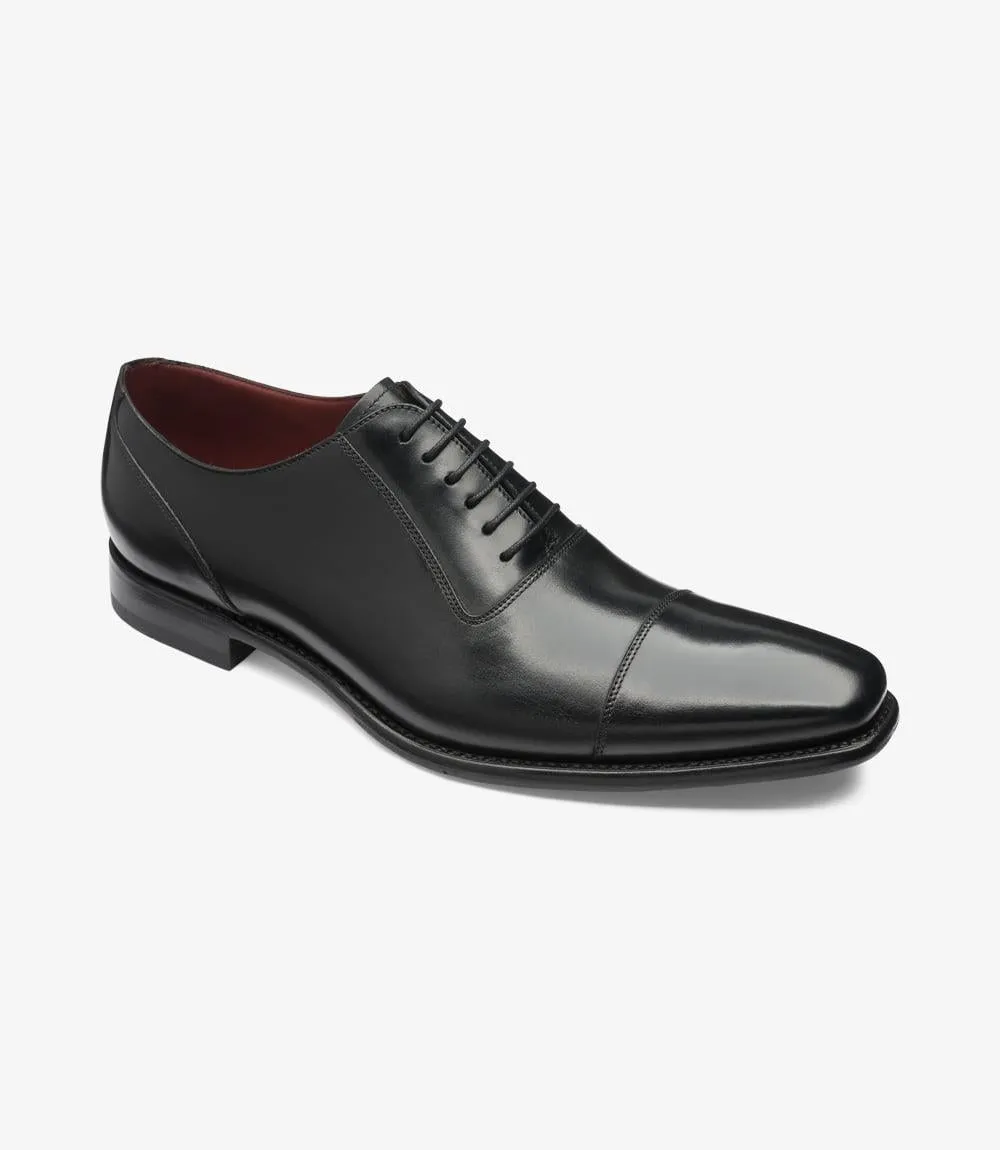 LOAKE LARCH BLACK OXFORD TOE CAP RUBBER SOLE F-MEDIUM