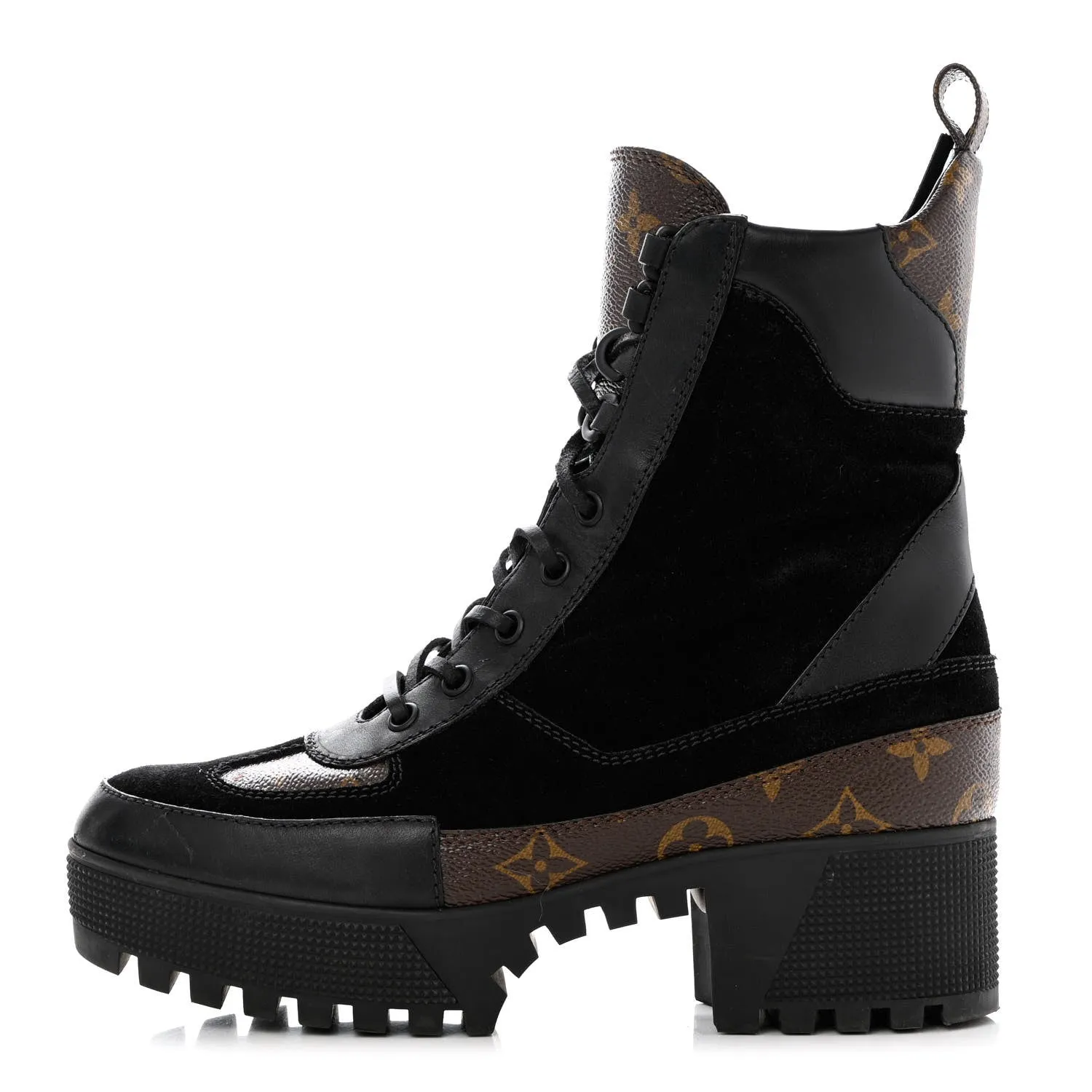 LOUIS VUITTON LAUREATE DESERT ANKLE BOOTS