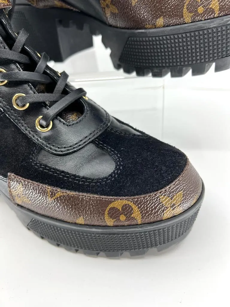 LOUIS VUITTON LAUREATE PLATFORM DESERT ANKLE BOOTS