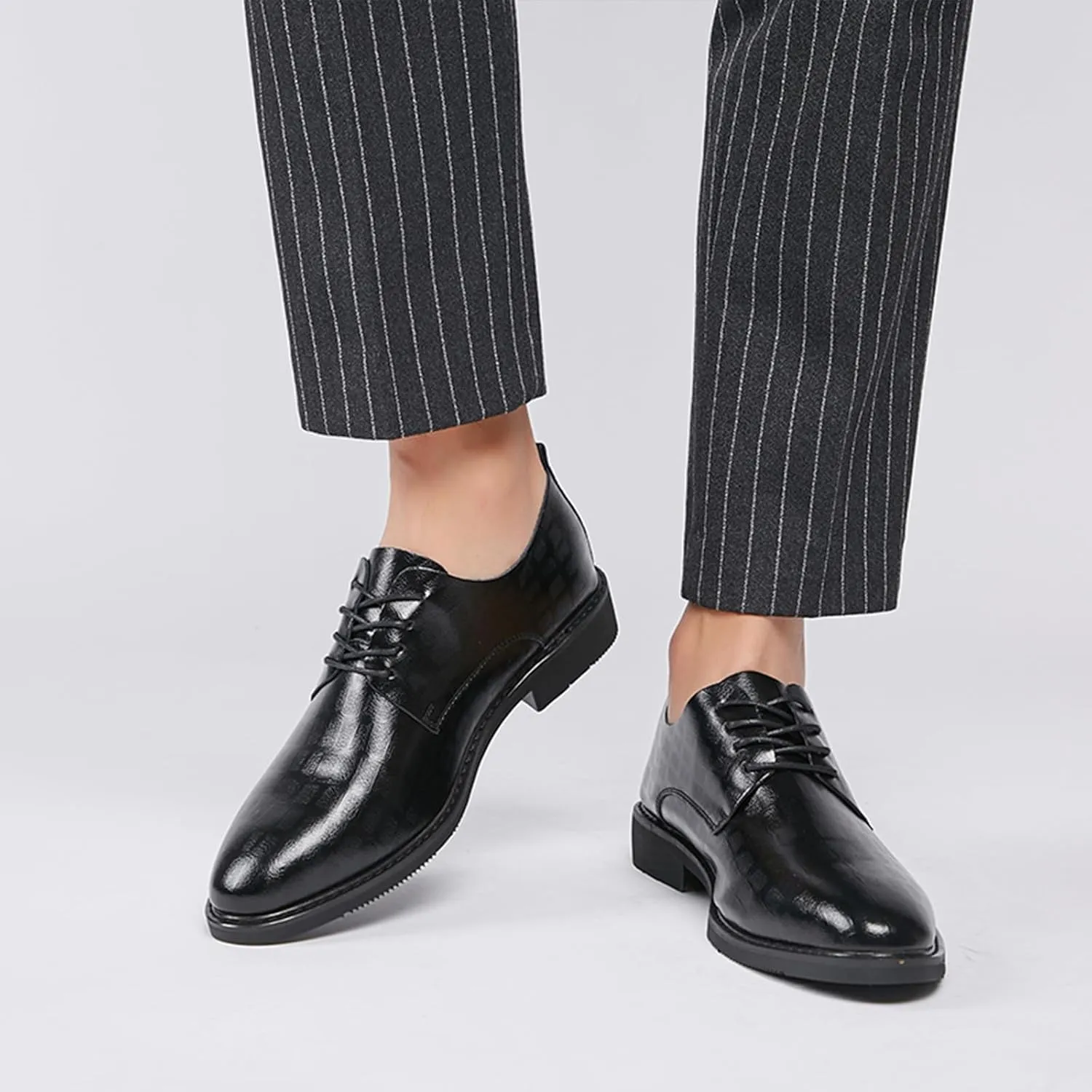 Men's Classic Leather Lace Up Low Heel Oxfords Retro Round-Toe Grid Print Slip on Low-top Chunky Low Heel Dress Shoes Loafers Casual Comfortable Derby Walking Shoes