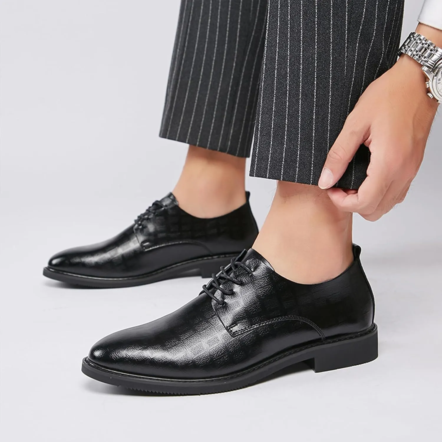 Men's Classic Leather Lace Up Low Heel Oxfords Retro Round-Toe Grid Print Slip on Low-top Chunky Low Heel Dress Shoes Loafers Casual Comfortable Derby Walking Shoes