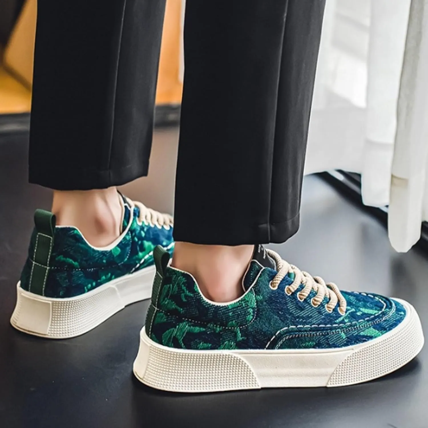 Mens Slip On Sneakers Wide Width Non Slip Shoes Mules for Women Flats Comfortable & Lightweight Loafers for Women Wide Womens Sneakers Wide Width