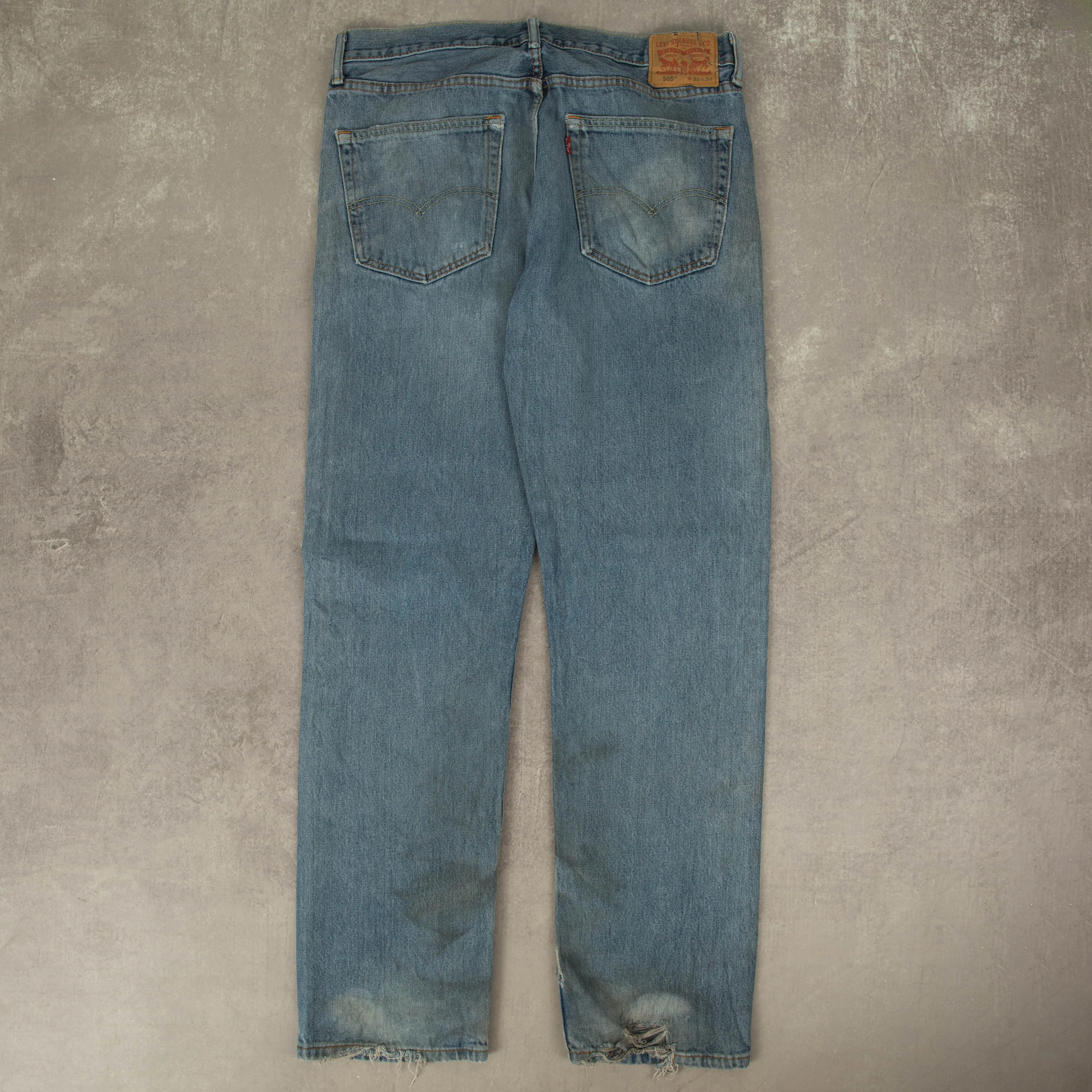MEN'S VINTAGE LEVI'S 505 DISTRESSED JEANS - W36 X L35