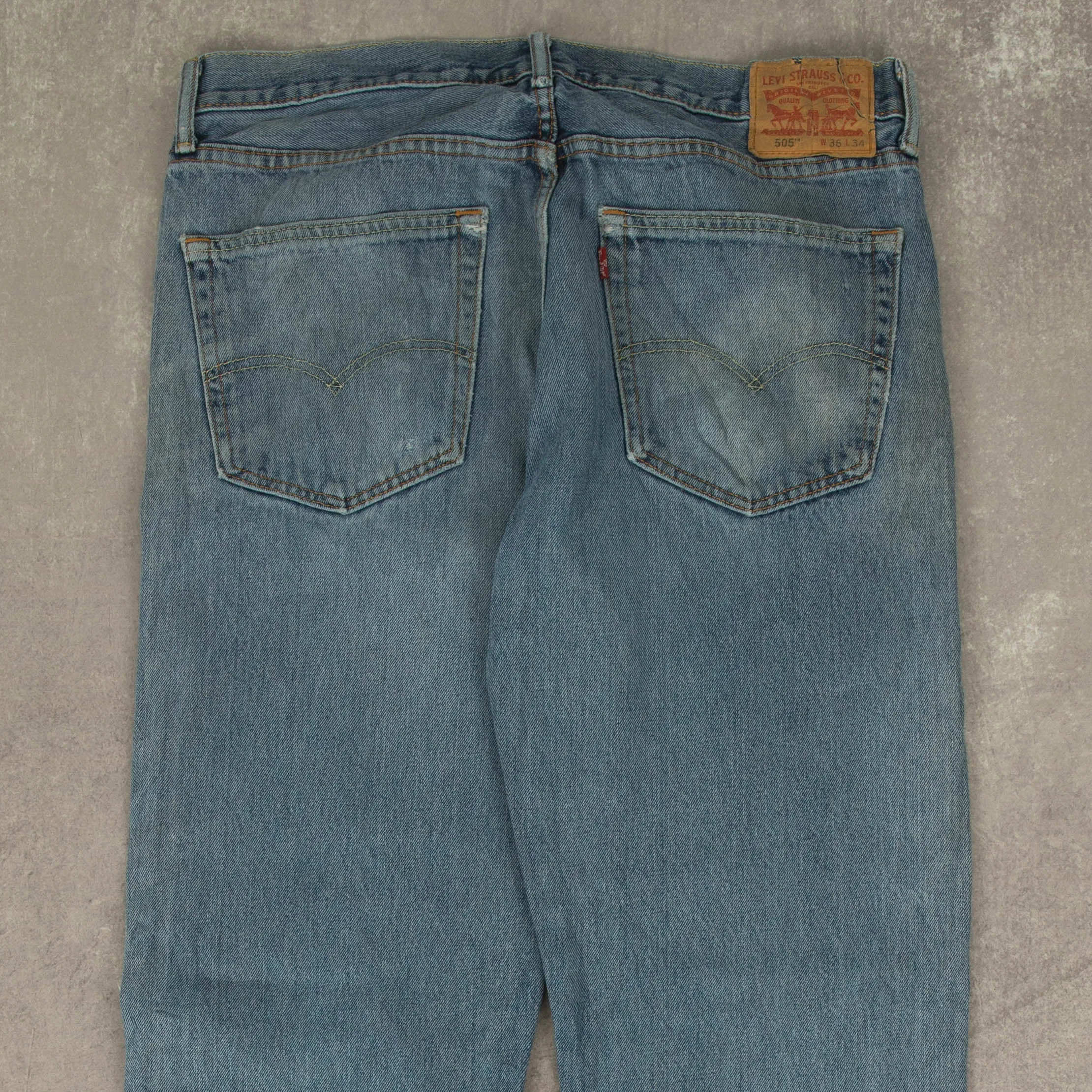 MEN'S VINTAGE LEVI'S 505 DISTRESSED JEANS - W36 X L35