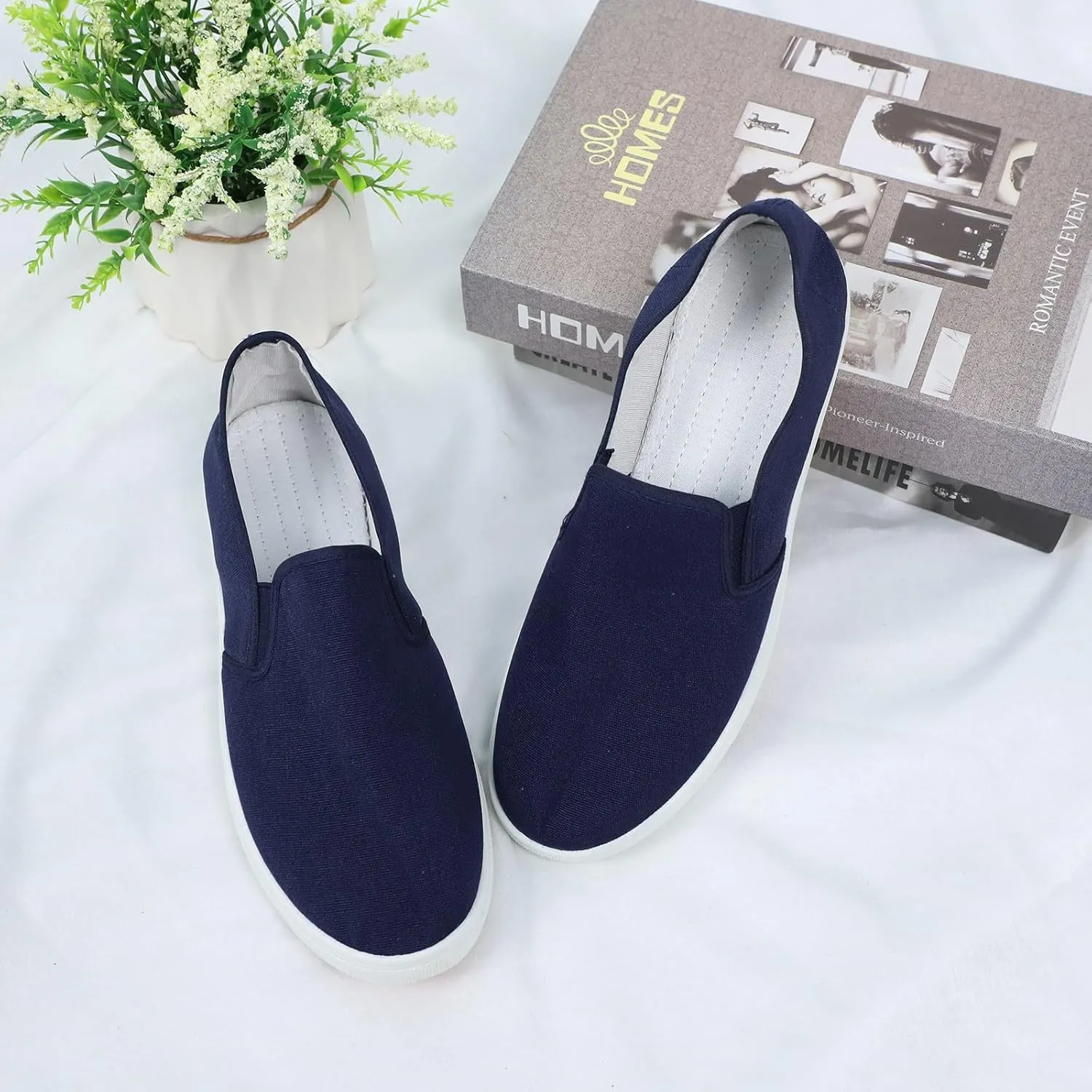 Non Slip Work Shoes Women Cute Women Loafers Round Toe Slip On CasualComfortable and Soft Lightweight Christmas Dress Shoes for Women Boat Shoes Men