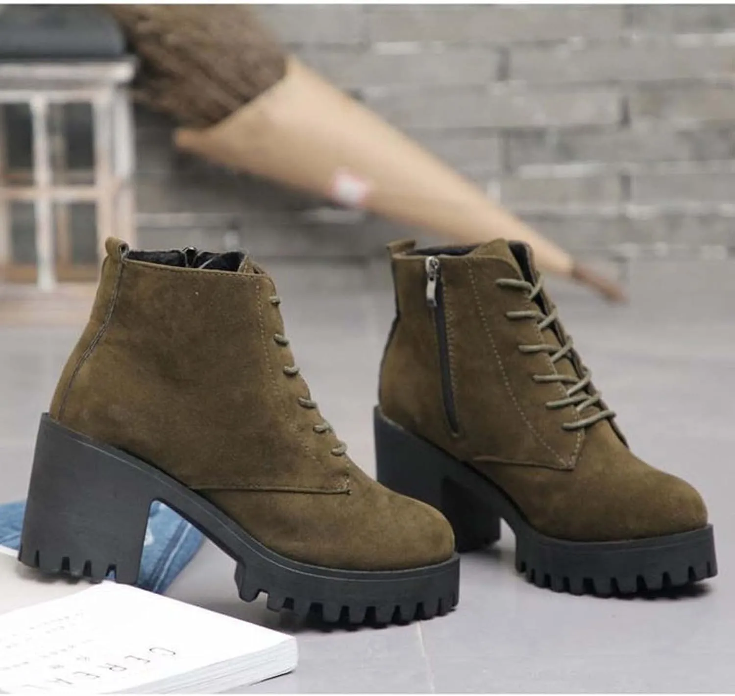 Platform Combat Boots for Women Fashion Faux Suede Side Zipper Chelsea Ankle Boots Fall Winter Cross Country Shoes