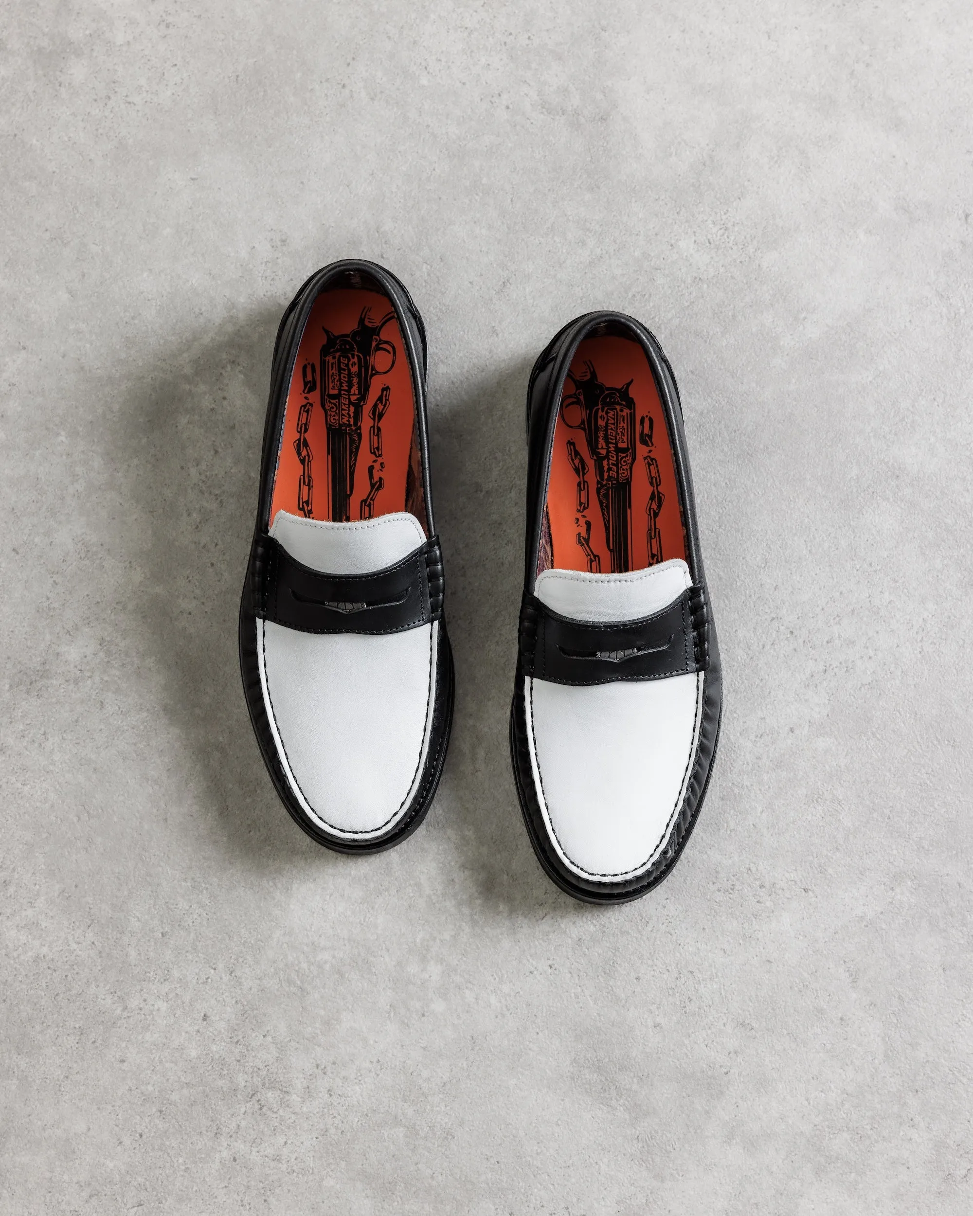 Riviera Black/White Leather
