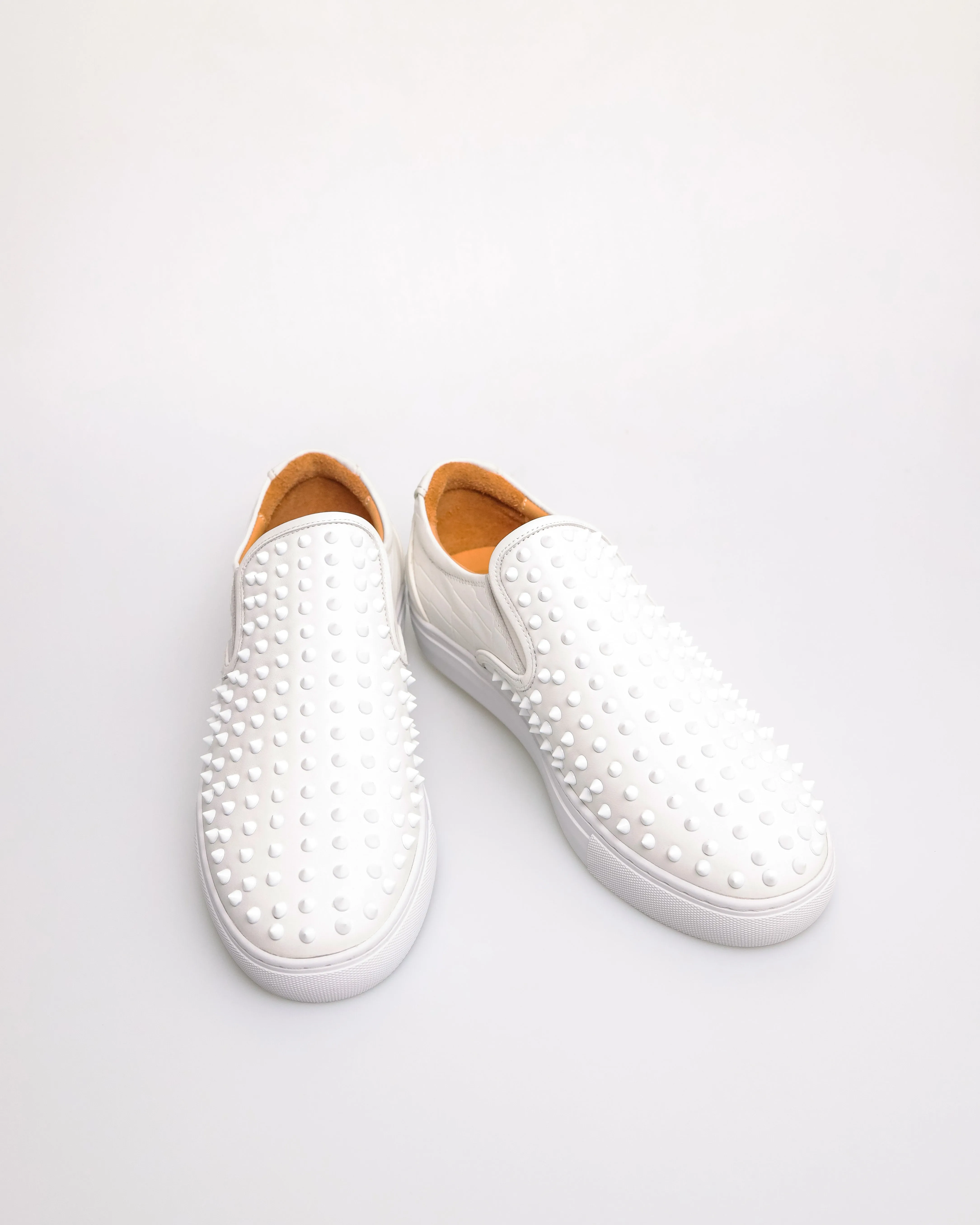 Tomaz C556 Men's Studded Sneakers