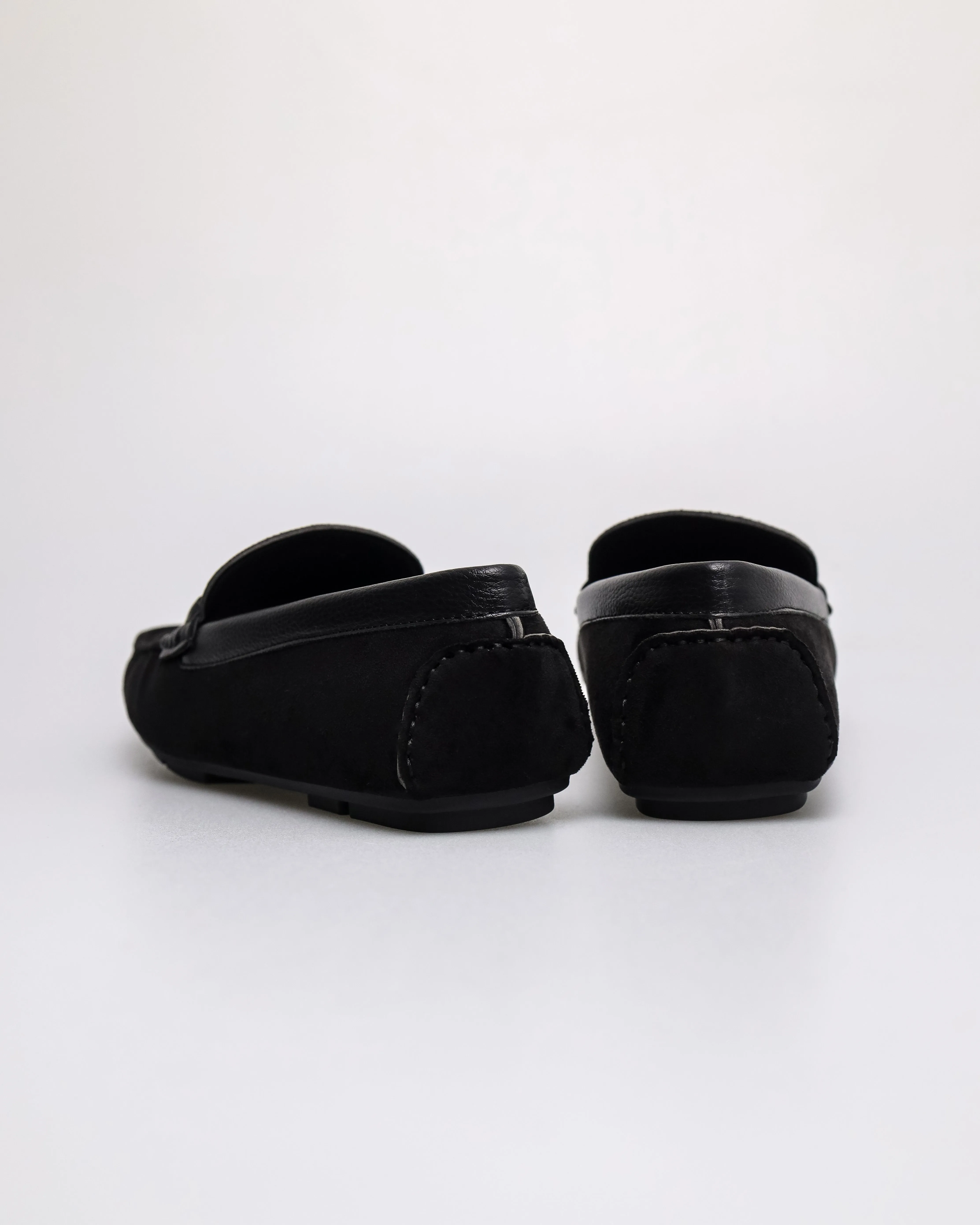 Tomaz C667 Men's Timber Buckle Moccasins