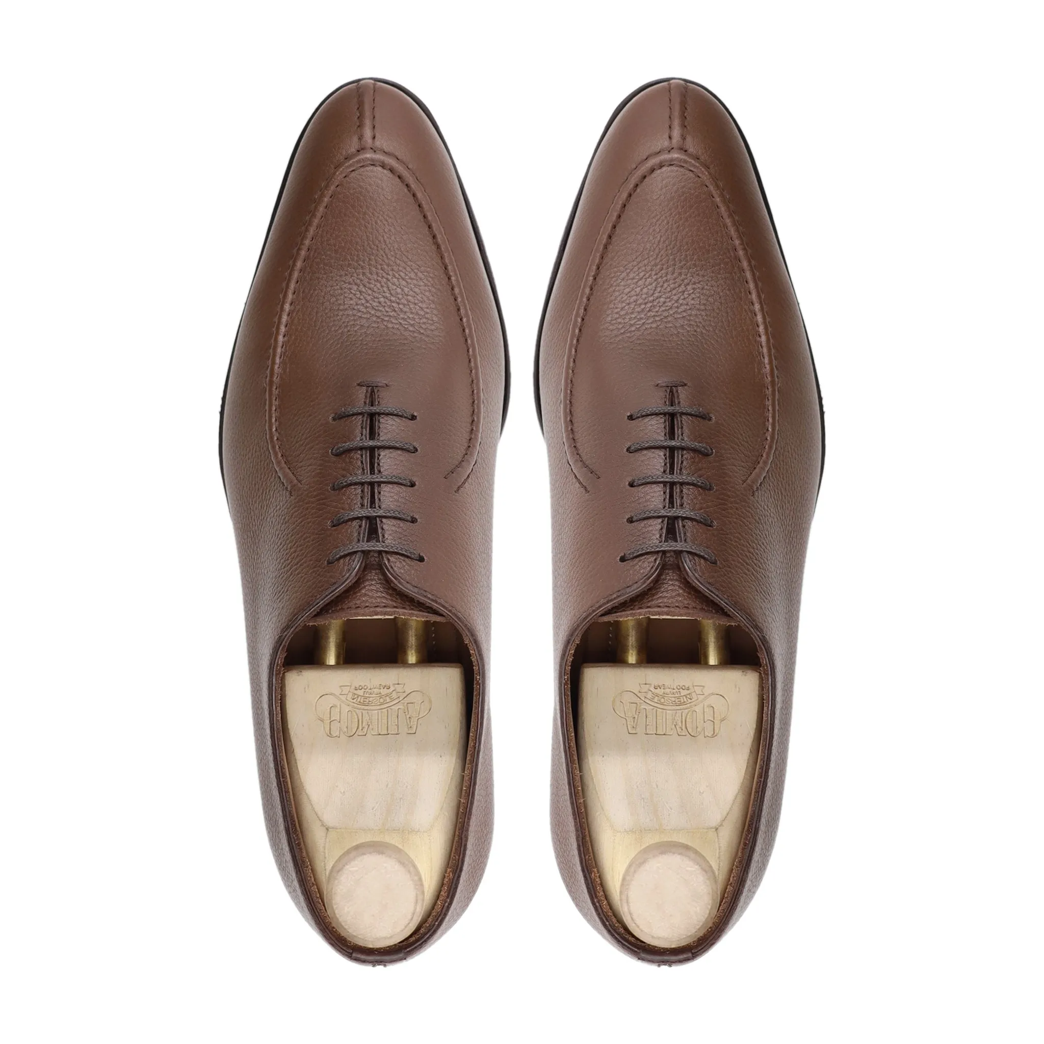 Torun - Men's Brown Pebble Grain Leather Wholecut Shoe