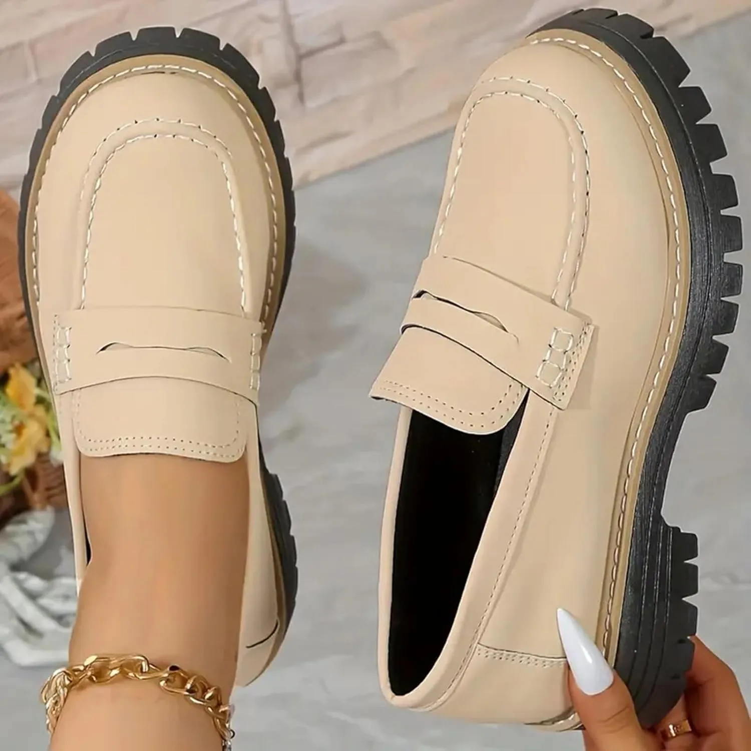 Womens Loafers Comfortable Dressy 2025 Platform Loafers for Women Suede Penny Loafers Lug Sole Casual Slip-Ons Work Business Casual Shoes Women